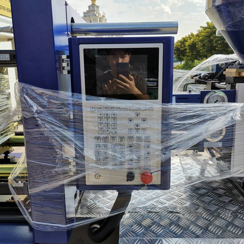 厂家供应MA1200 高精度卧式伺服注塑机 PP PC ABS料啤机