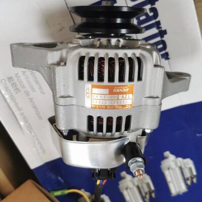 三一STR30压路机发电机洋马3TNV88发电机三一压路机发电机
