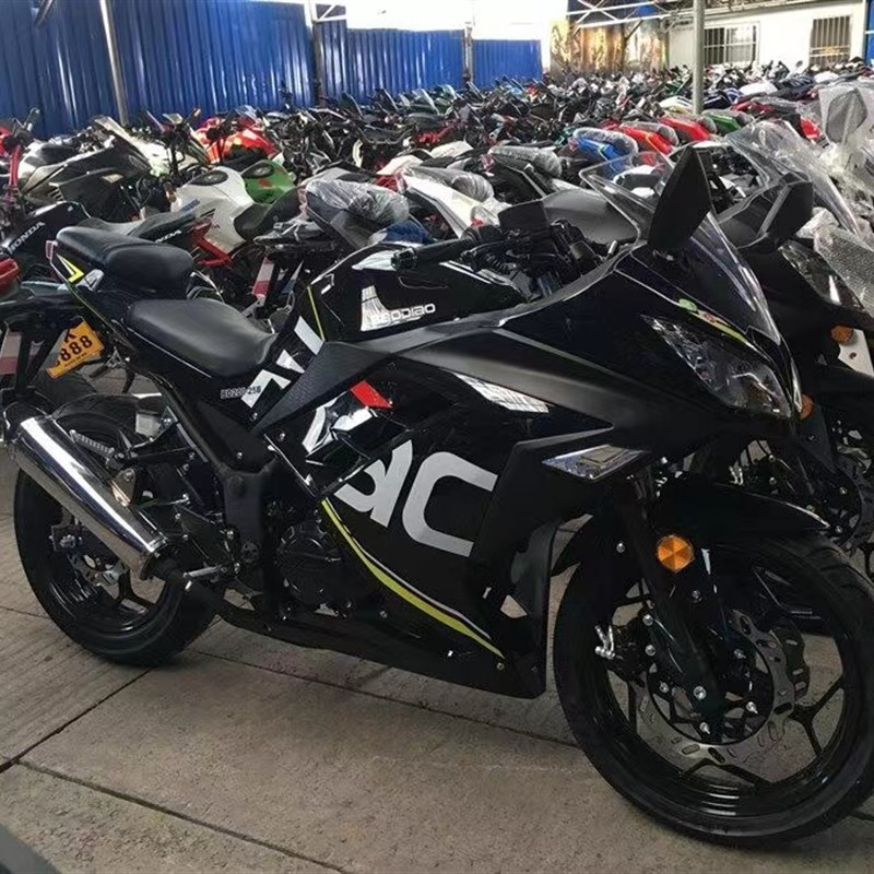 小忍者摩托车400cc跑车双缸地平线V6水冷趴赛川 崎重机燃油北极光