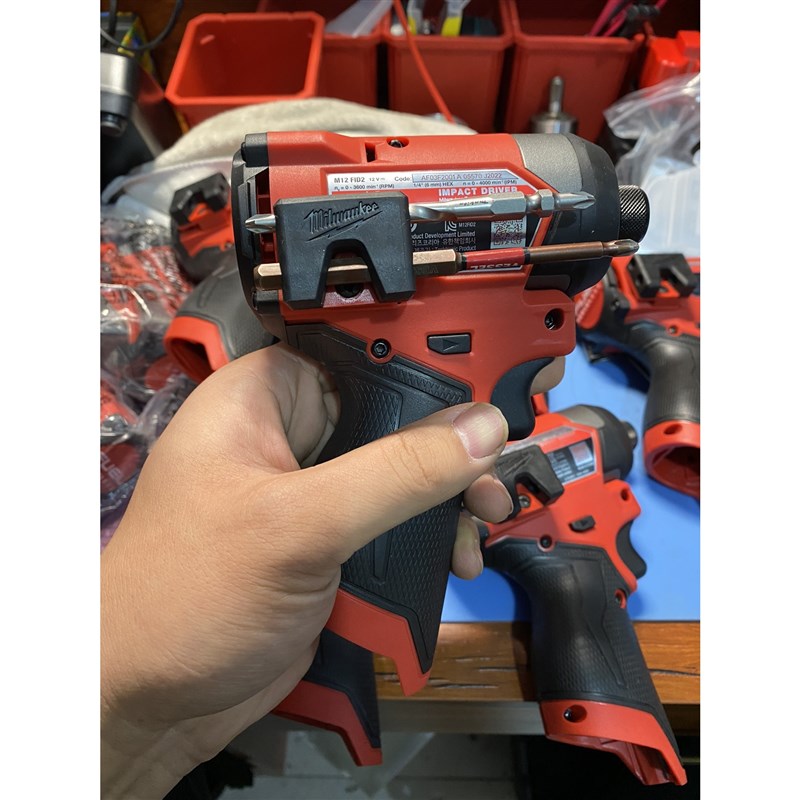 米沃奇3404f/3453/2551/2553/2504原装批头夹批头座带安装螺丝M18