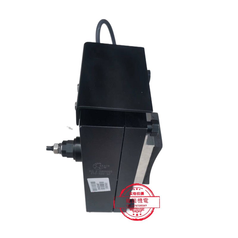 蓝光曳引机BLB电梯制动器块式电磁铁A2D110R电磁制动器巨人通力