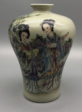 仿清同治粉彩仕女图梅瓶收藏家居摆件古玩厂货怀旧老物件仿古做旧