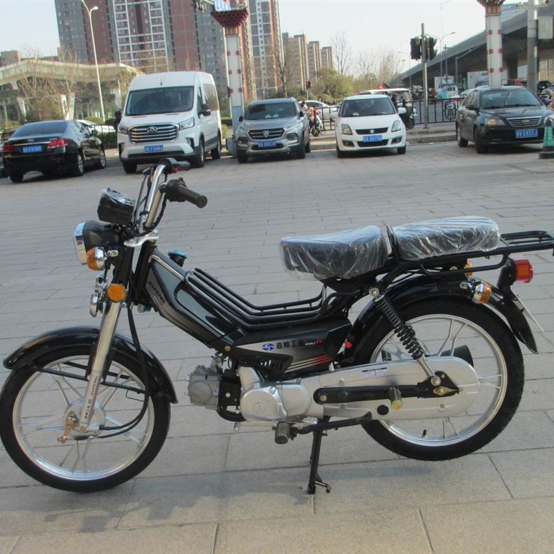 重庆嘉陵嘉鹏48CC燃油助力弯梁摩托70CC发动机国四电喷蓝牌外卖车