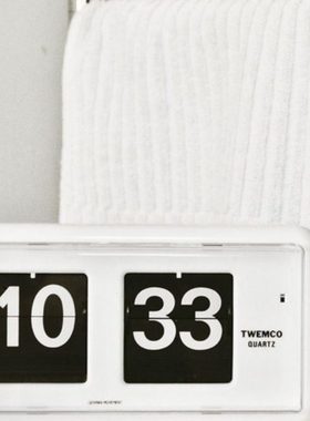 香港原产进口 TWEMCO 数字翻页钟表 QT-30 可壁挂