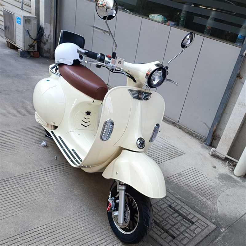 覆古罗马假日vespa踏板电动摩托车网红电瓶车长跑代步大黄蜂龟王