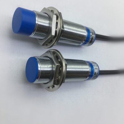 8P开米金属P- E接近开关10-三线N6-DCA电感7式36V常A感应818毫CHP