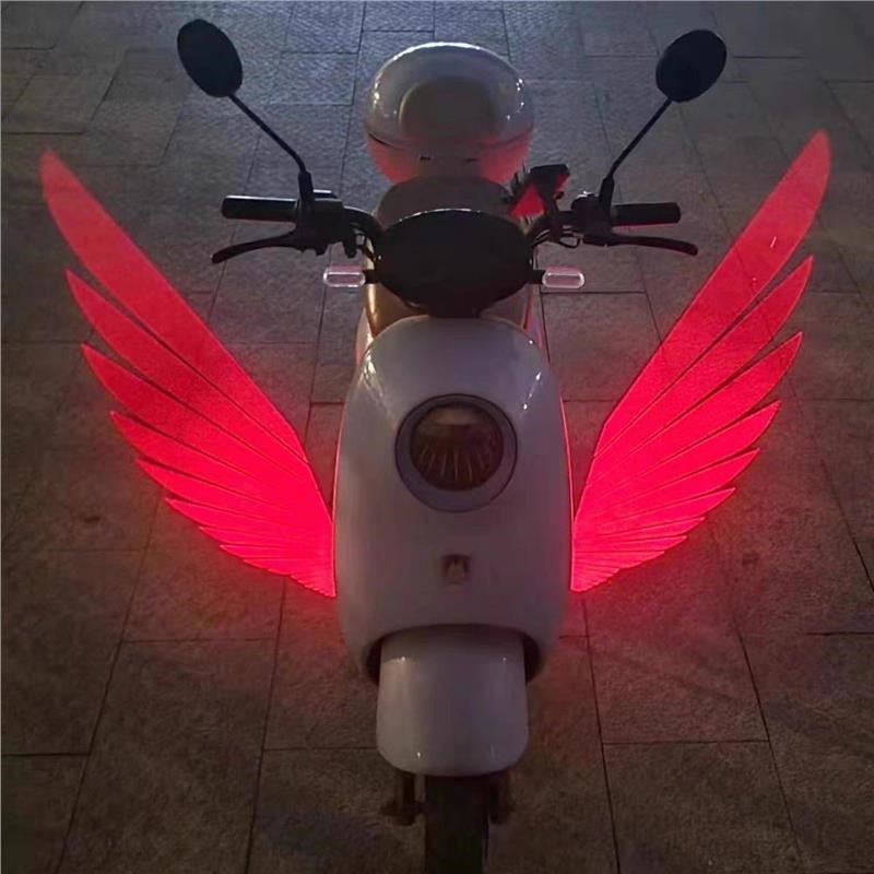 摩托车电动车天使之翼迎宾灯led底盘投影灯装饰灯光毯翅膀镭射灯