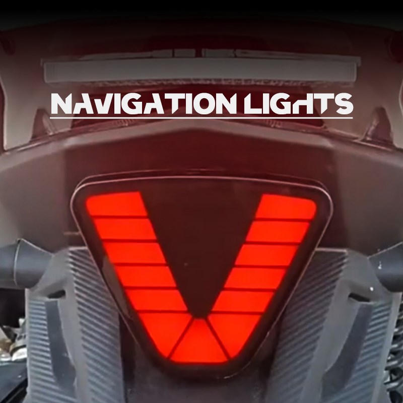 汽车后杠领航灯防追尾通用摩托车巡航灯爆闪呼吸雾灯警示F1刹车灯