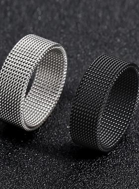 时尚个性简约网格戒指男士日韩潮人网红食指环镂空钛钢情侣戒子女