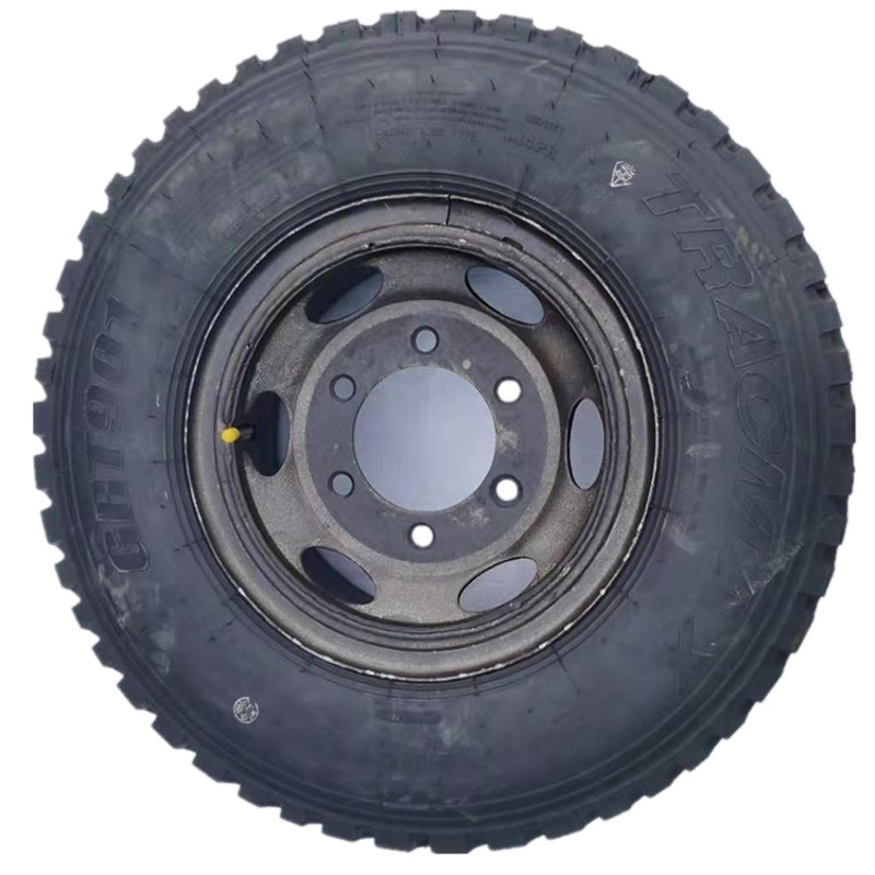750-16橡胶5吨成套拖车轮子带刹车轮毂充气轮胎配套车轱辘。