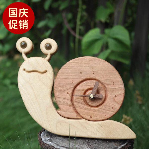 实木挂钟蜗牛静音时钟客厅原木风儿童房墙面装饰摆件可爱桌面创意