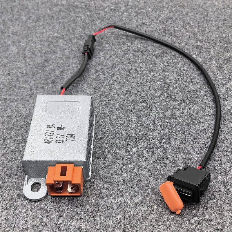 电动车转换器48V60V72伏转12V通用三轮车电瓶车电源变压器充电