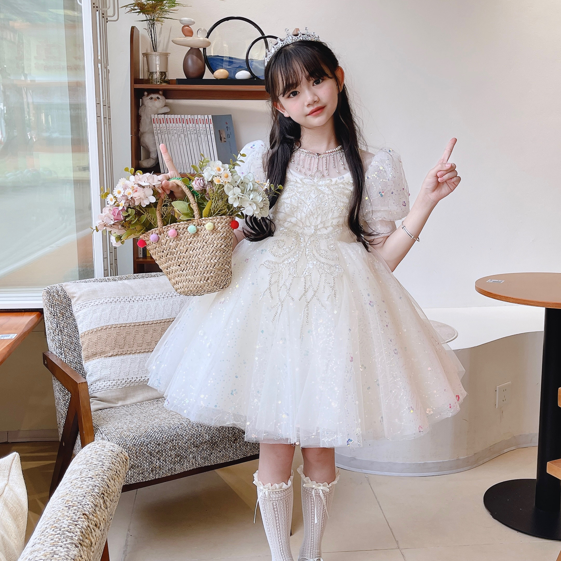 女童香槟礼服轻奢小众高端演出服小主持人钢琴演奏儿童洋气公主裙