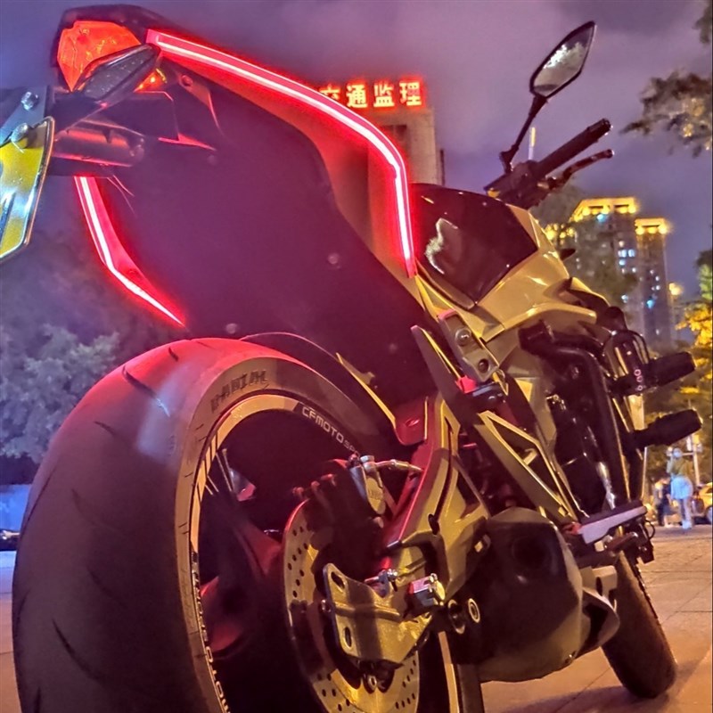 九号小牛电动车氛围灯坐垫行车灯台铃苍穹七彩流水灯外卖车改装