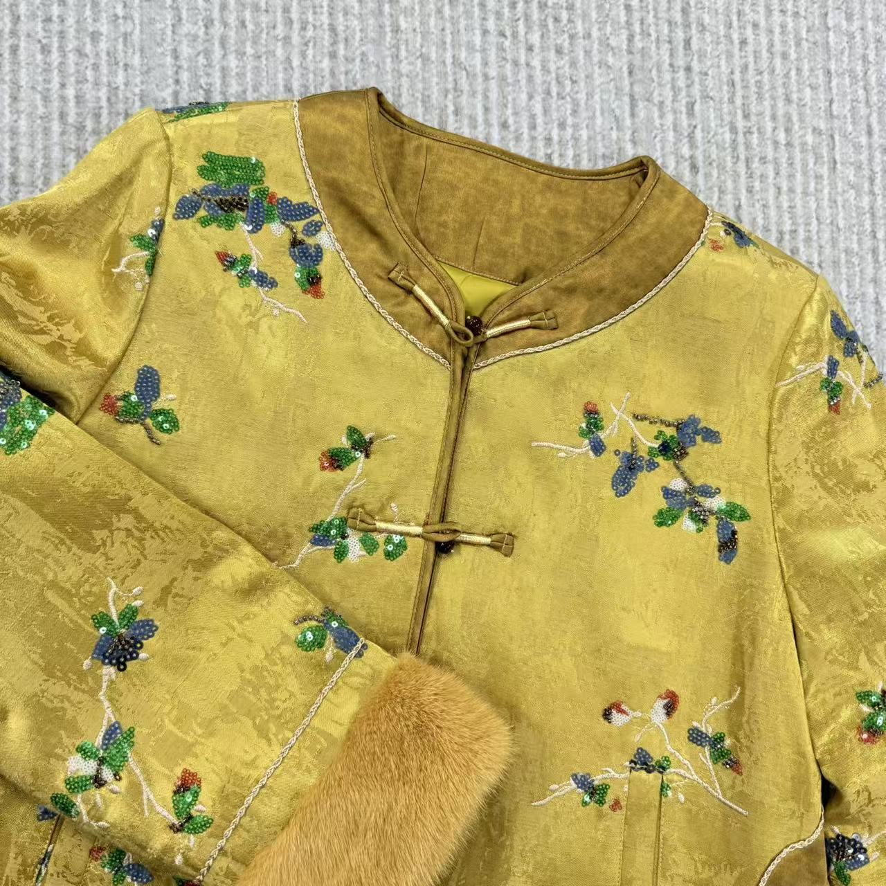 【大娇来了】新中式风圆领刺绣花卉外套女长袖盘扣国风上衣98328