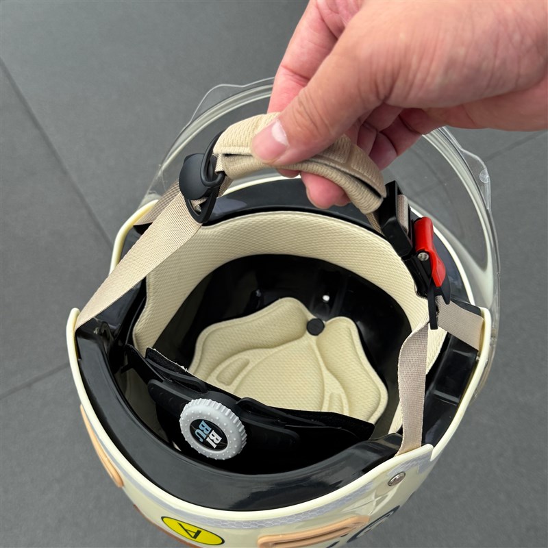 电动汽车头盔女子自行车3C认证全赛季男子摩托车夏季2025新款女性