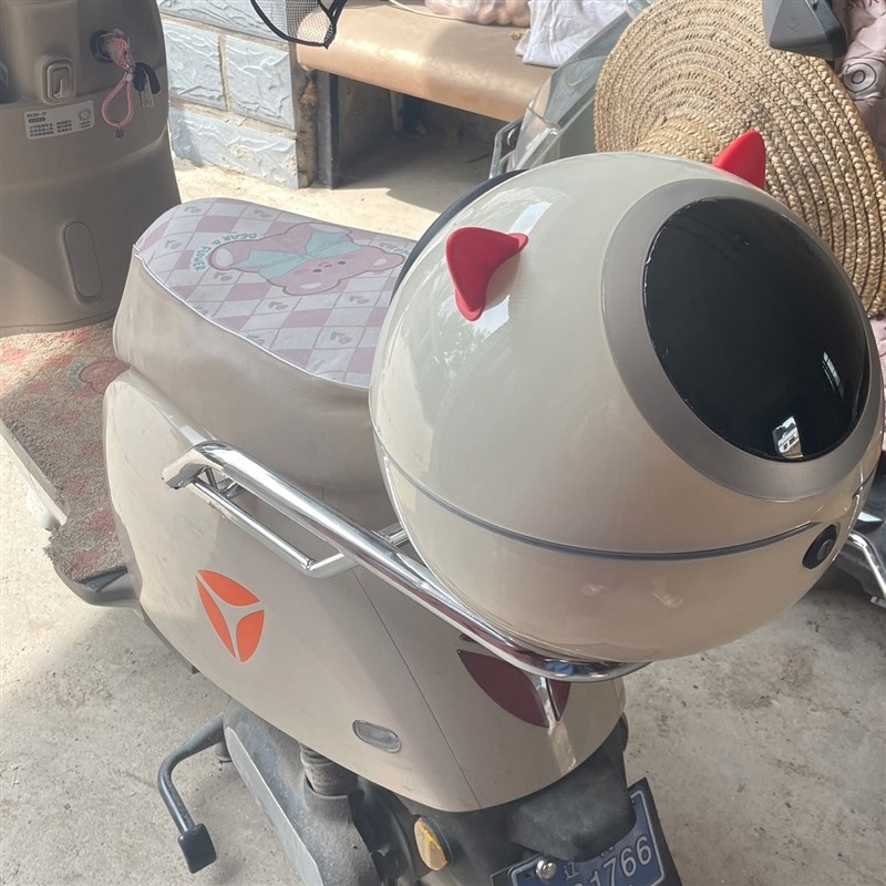 适用雅迪M3电动车尾箱踏板摩托车YD1200DT-27A后备箱大号加厚尾架