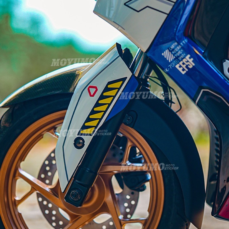 适用23/24雅马哈XMAX300贴花全车版画拉花贴纸装饰保护贴膜改装件