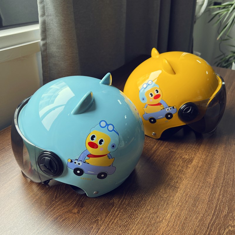 新国标夏季儿童电动车头盔可爱电瓶车安全帽4-12岁电车半盔男女童