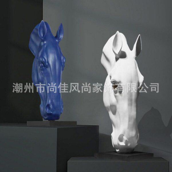 现代轻奢风尊马摆件客厅玄关软装饰品酒店大堂雕塑落地摆设增高台