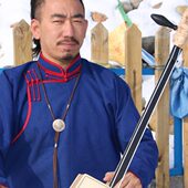 琴头色 欢迎加入那原木专业琴 蒙韵出免费老师教学品马演奏