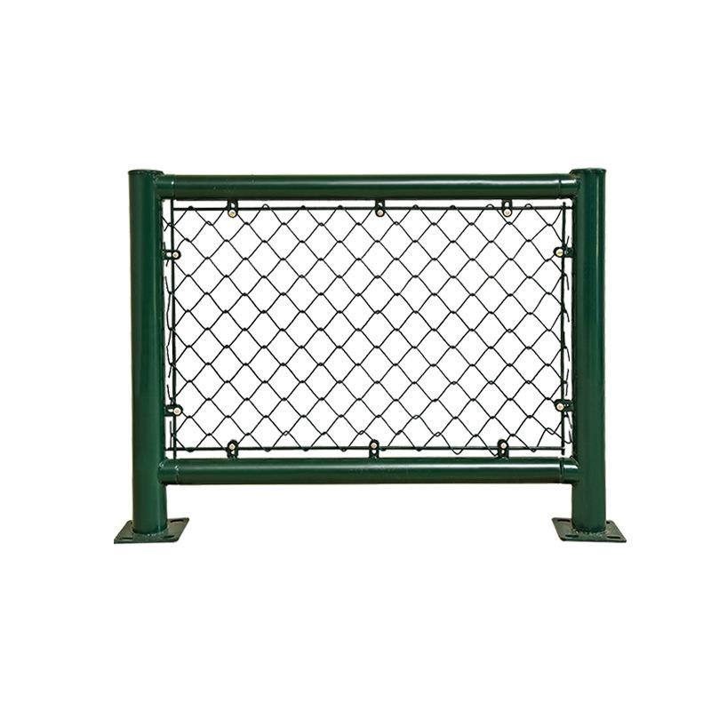 体育场围栏网篮球场护栏网铁丝网足球场防护网绿色勾花网球场围网