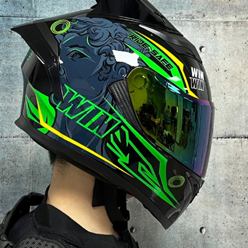 GSB新款网红摩托车头盔男女全盔双镜机车3C认证跑盔大尾翼四季