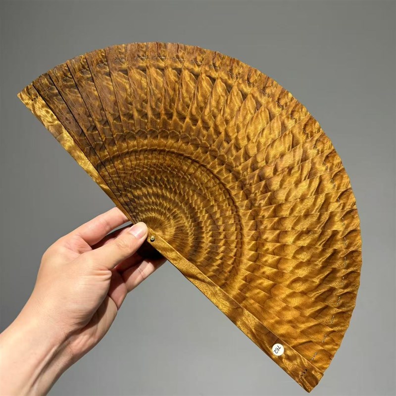 金丝楠木扇子满水波古风走秀香木扇中国J风折扇枯木老料夏季手摇