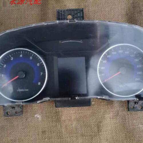 适配于 吉利帝豪组合仪表盘码表盘总成里程表公里表码表 01729799