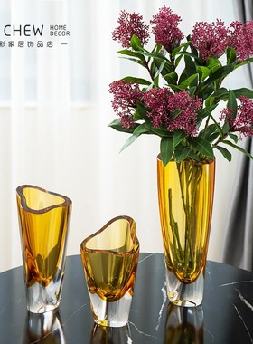 现代简约轻奢创意透m明黄色三角形口径厚实水晶玻璃花器客厅样板