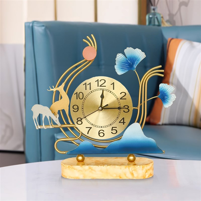 新款台式钟表看时间静音走时y桌面台钟客厅座钟酒柜电视柜装饰家