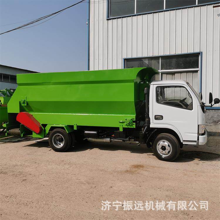 牛羊养殖饲料撒草车双侧出料刮板撒料车柴油三轮草料喂料机,畜牧/养殖物资,特种养殖设备,淘宝优惠券,粉丝福利购,淘宝优惠卷