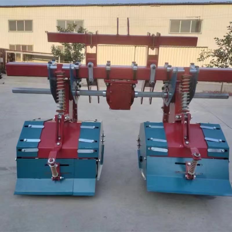 中耕除草机松土培土施肥玉米大豆锄麦茬地新款拖拉机带旋耕除草机