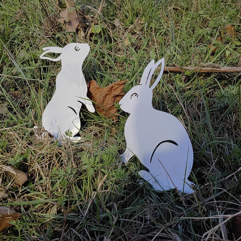 一对白色兔子雕塑金属兔花园桩庭院铁艺摆件N户外草坪地插花盆插
