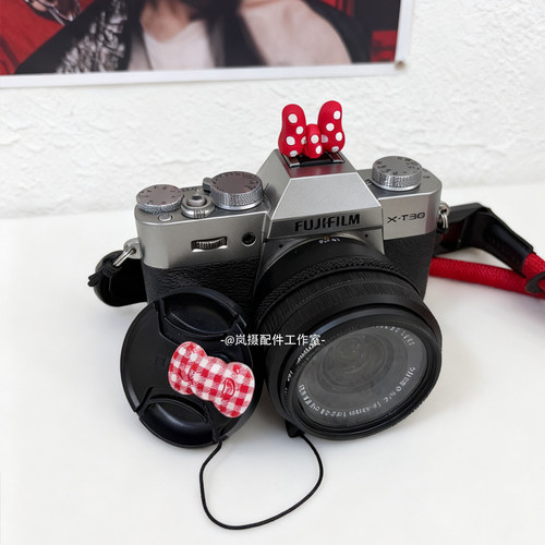 红色蝴蝶结热靴盖防丢绳适用200d60Dr50z5zf富士xt5xs20xt30zve10