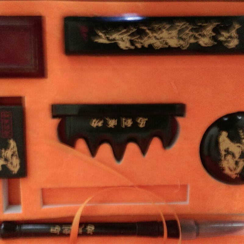 阿富汗玉石,和田青玉八骏图文房四宝,厂家生P产玉器礼品,样样做