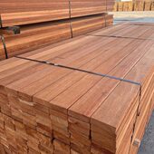 庭院木方户外花园柳桉菠萝格防腐木地板围栏木板格栅护栏露台栈道