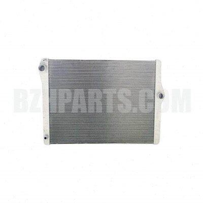 B 3711586于29宝马5散热器FF0防冻液 1水箱4159I费比 EN182N适用F