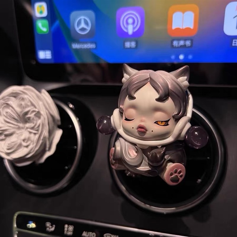 泡泡玛特sdp食梦动物车载香薰公仔摆件车饰出风口香薰闺蜜女友礼