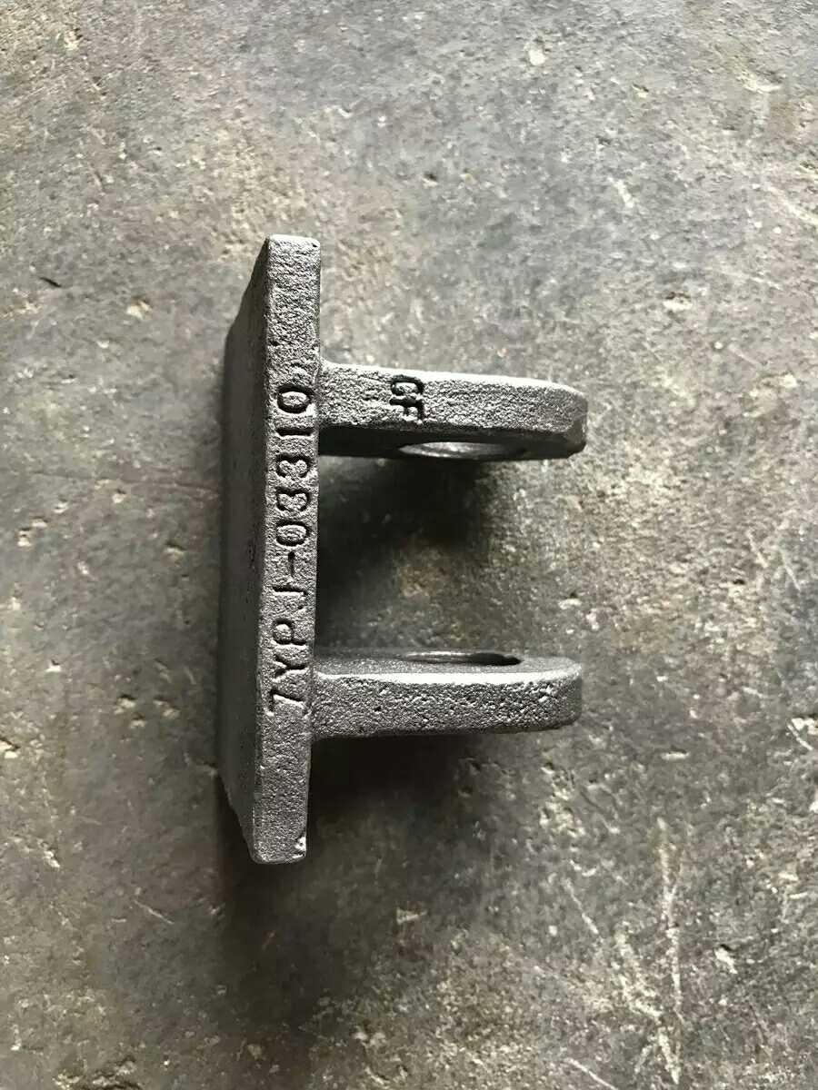 农用车配件 时风三轮车自卸吊耳支架自卸车箱油顶 油缸吊耳 支撑