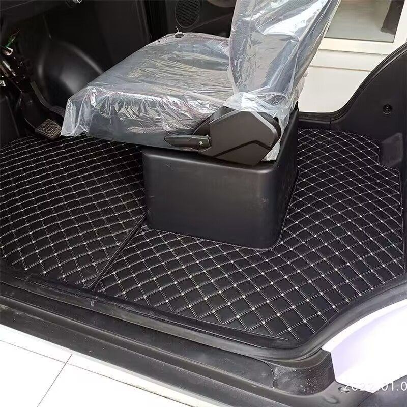 优米战狼电动四轮车专用脚垫脚踏垫地垫加厚皮革防水防滑脚垫