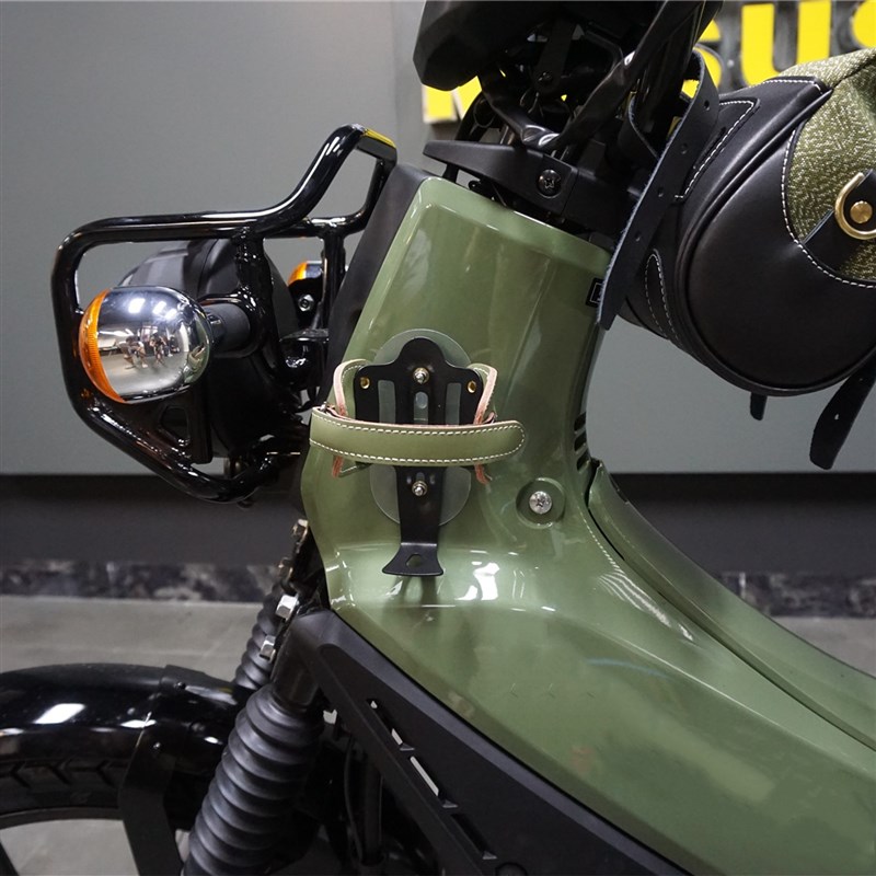 适用于幼兽cc110改装件摩托车水杯架复古机车水壶架免打孔可调节