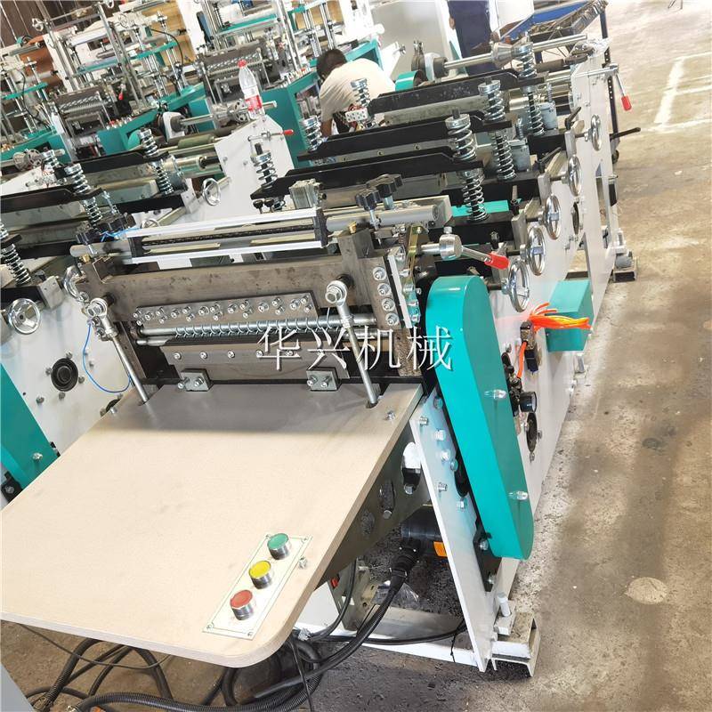 降温注水袋生产设备食品生鲜快递袋机器保冷袋底封机