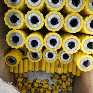 自行走钢板坡口机滚轮胶轮聚氨酯轮子铣边机倒角机进料配件电动