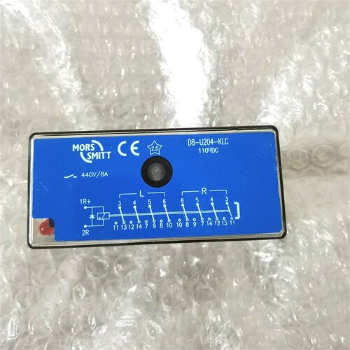 D8-U204-KLC110VDC继电器现货1个
