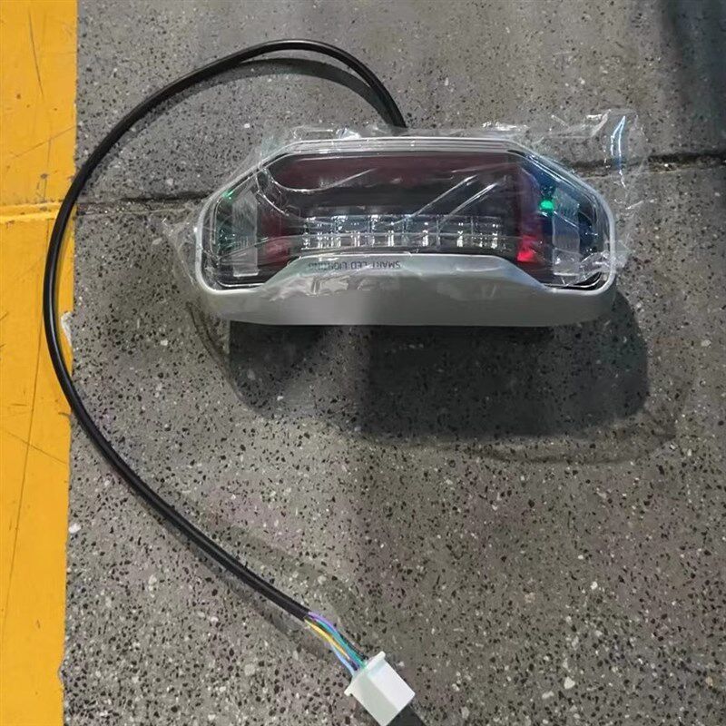 小牛新款U3/UMAX外壳PP件大灯开关前面板护腿板脚踏板中护板尾灯