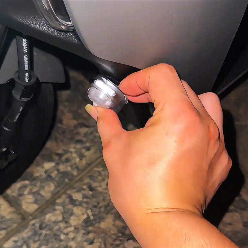 无线领航灯巡航爆闪灯电动车摩托车飞机灯免接线夜间警示改装彩灯