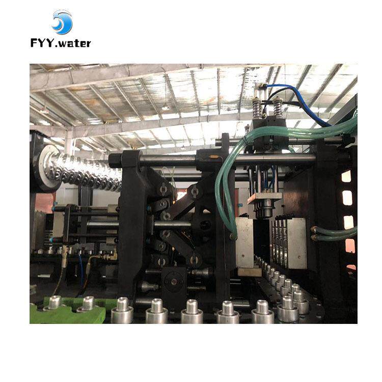 一出六瓶子机糖果瓶色拉油瓶机械设备一出四吹塑机全自动高速