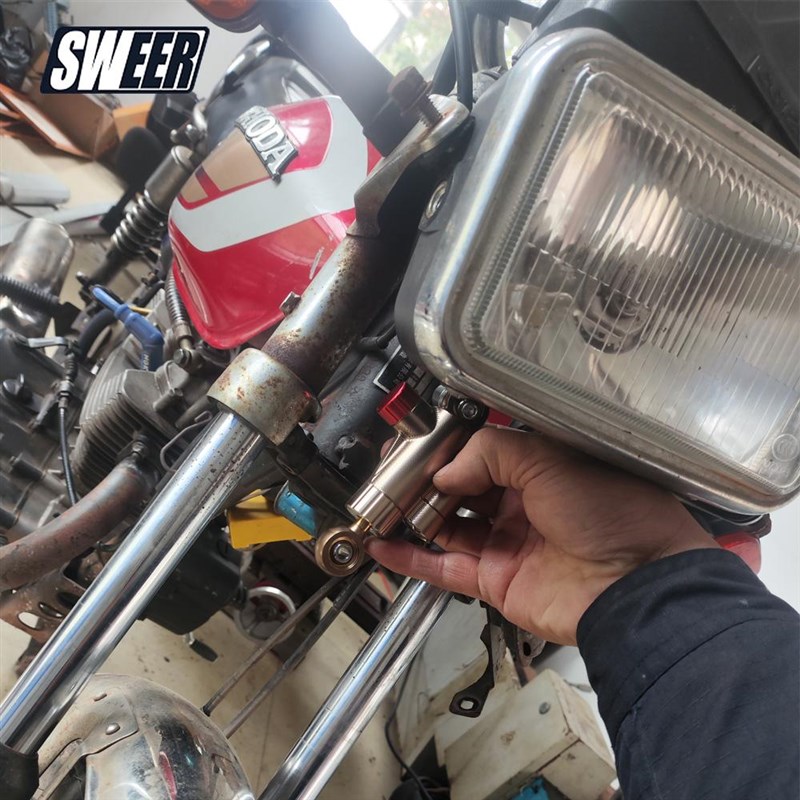 通用钛尺CG125摩托车平衡杆改装方向阻尼器缓冲铝合金防甩头钛尺