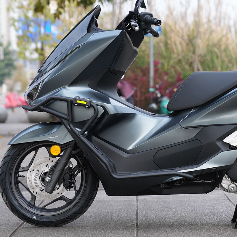 适用于本田25款PCX160护杠改装保险杠加强排气防摔杠WH150T-3尾架